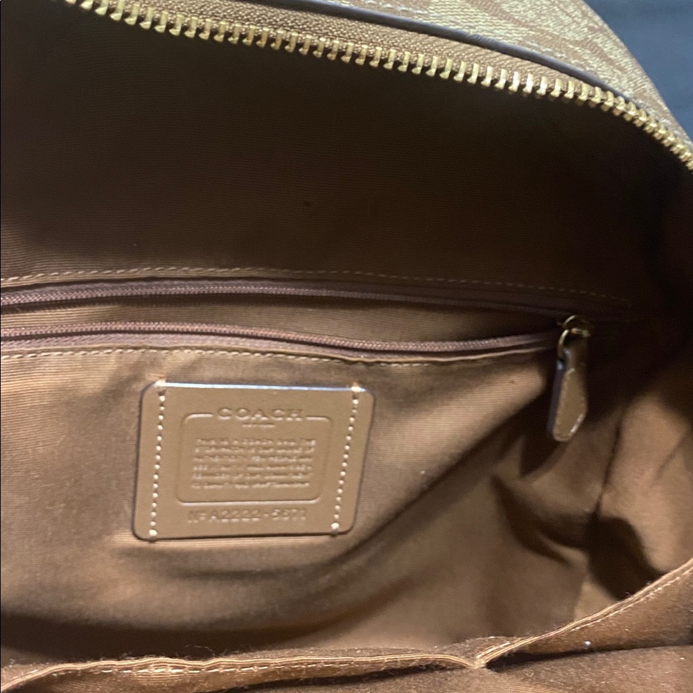 Coach Court Backpack In Signature Canvas NWT Coach - Picture 7 of 16
